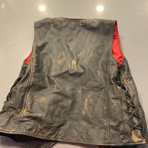 Leather vest - Picture 3 of 3